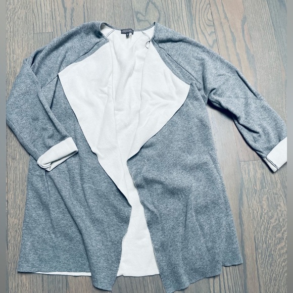 Vince Camuto sweater - Picture 1 of 3